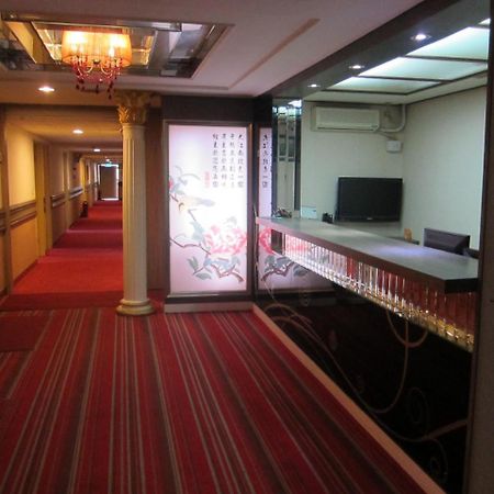 Da Chien Hotel Kaohsiung Exterior photo